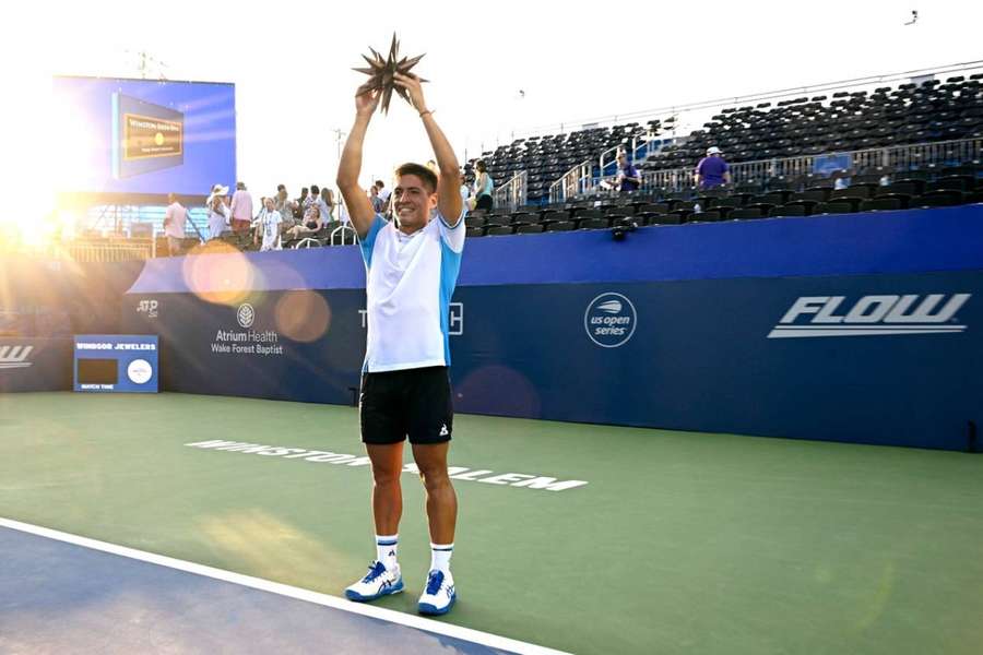 Tennis Tracker: Sebastian Baez conquista il titolo a Winston-Salem dopo aver sconfitto Jiri Lehecka
