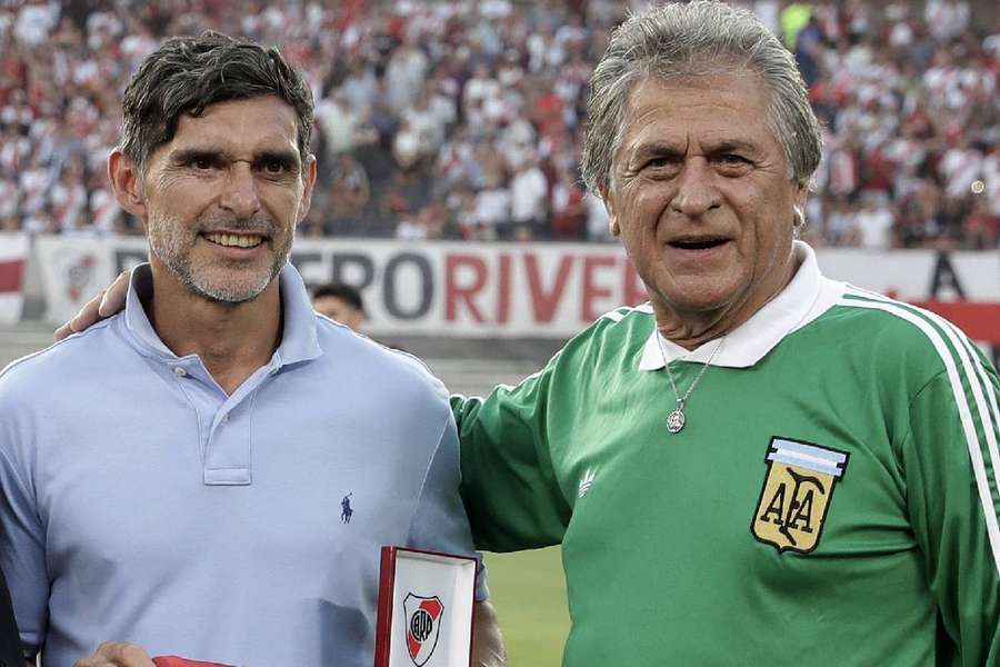Fillol (de verde) é considerado um dos melhores goleiros argentinos da história 