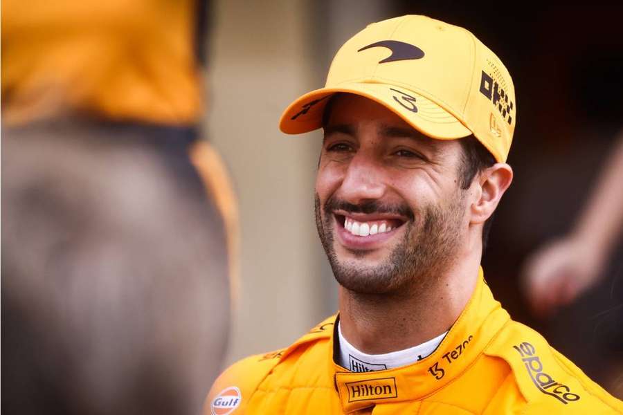 Daniel Ricciardo terminou sua participação na McLaren com uma discreta 11ª posição