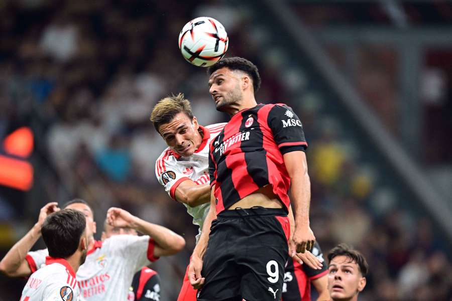 João Palhinha com Gonçalo Ramos no AC Milan-Benfica João Palhinha com Gonçalo Ramos no AC Milan-Benfica