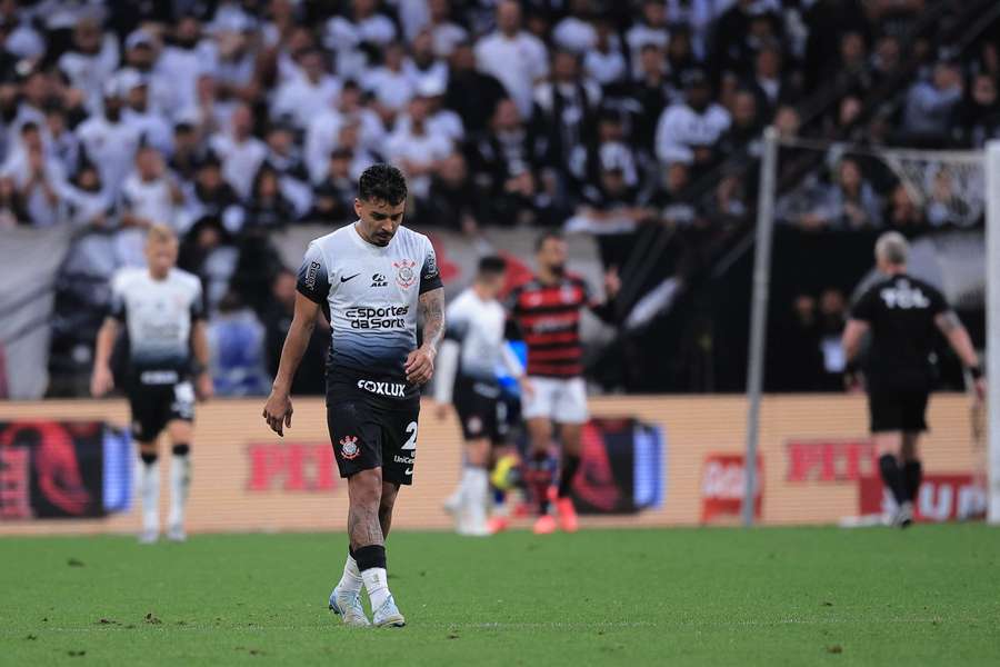 El Corinthians debe mejorar.