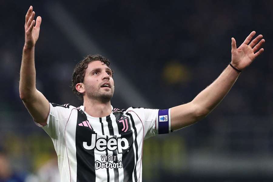 Locatelli zostáva v Turíne.