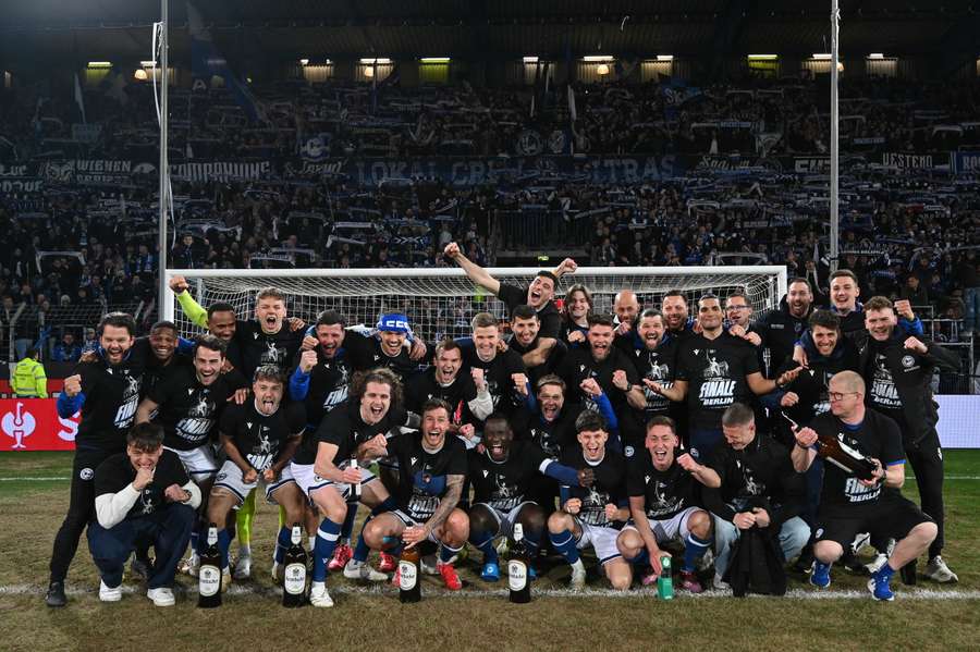 Sensacyjny finalista Pucharu Niemiec z Bielefeld liczy zyski po wielkiej sensacji