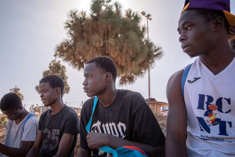 O futebol, um refúgio para os jovens imigrantes que chegam às Ilhas Canárias