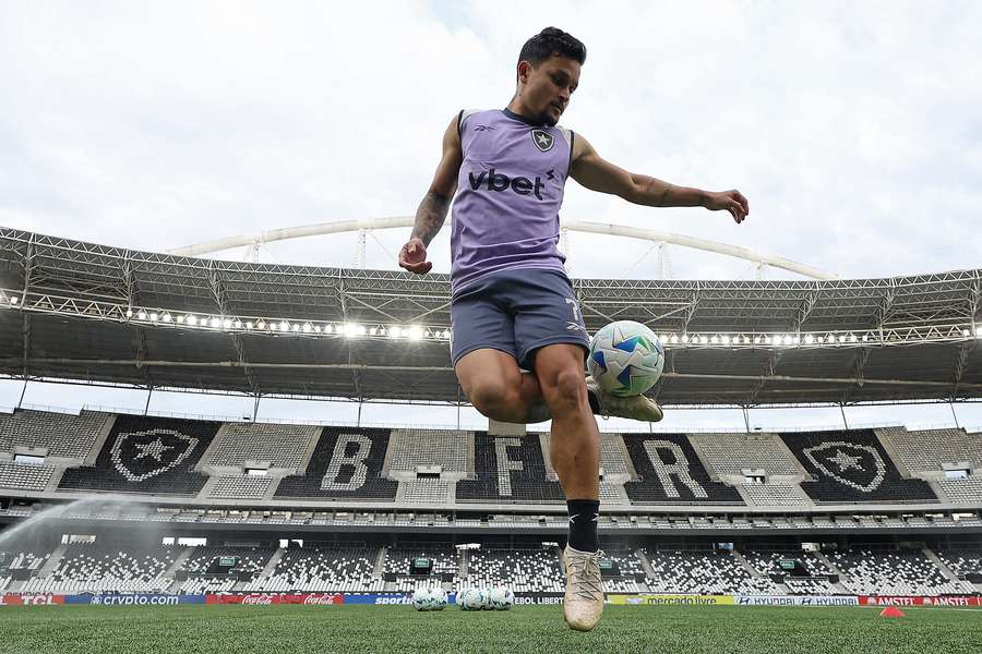 Botafogo de Artur fará jogo de vida ou morte no estádio Nilton Santos nesta quarta-feira (14) 