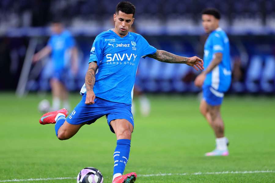 João Cancelo ao serviço do Al Hilal