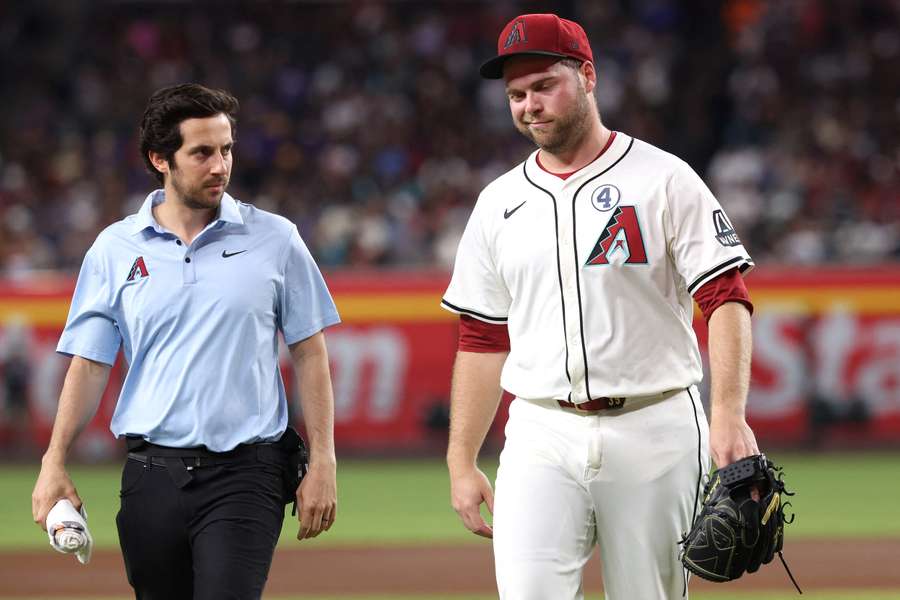Arizona Diamondbacks ace Corbin Burnes to undergo Tommy John surgery, out for the season