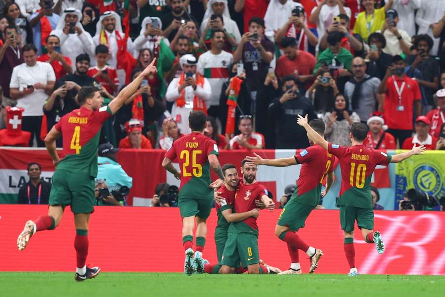 Gólová oslava hráčov Portugalska. Dokopy si ju užili šesťkrát.
