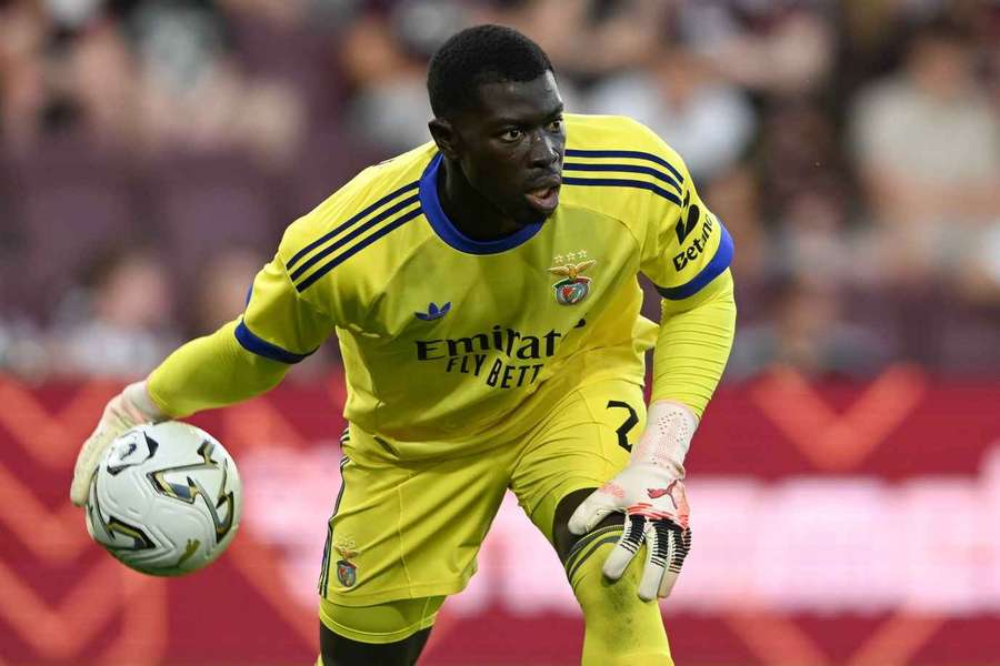 Portuguese expert identifies Benfica's weaknesses ahead of Europa League clash against AGF Portuguese expert identifies Benfica's weaknesses ahead of Europa League clash against AGF