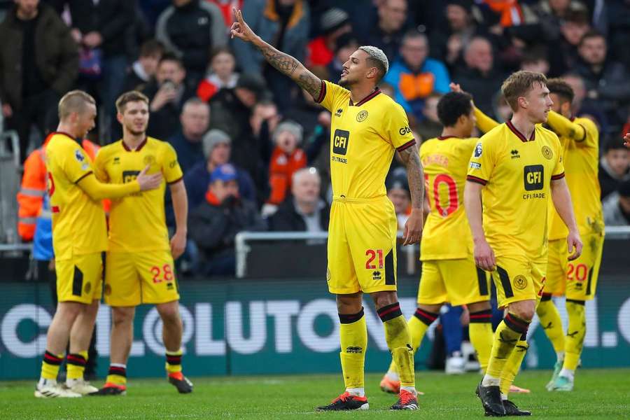 Sheffield United defeat Luton to gain valuable points in survival fight