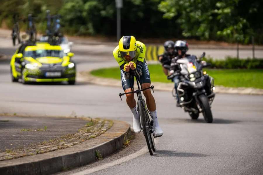 Rafael Reis torna-se o primeiro ciclista a fazer o tri no GP Jornal de Notícias Rafael Reis torna-se o primeiro ciclista a fazer o tri no GP Jornal de Notícias