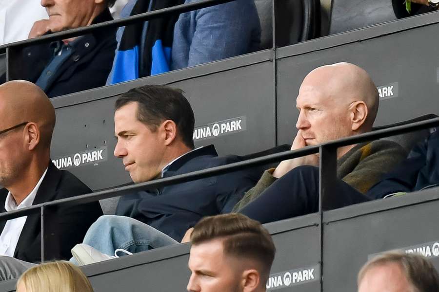 Sammer (r.) arbeitet derzeit als externer Berater der Dortmunder Geschäftsführung Sammer (r.) arbeitet derzeit als externer Berater der Dortmunder Geschäftsführung