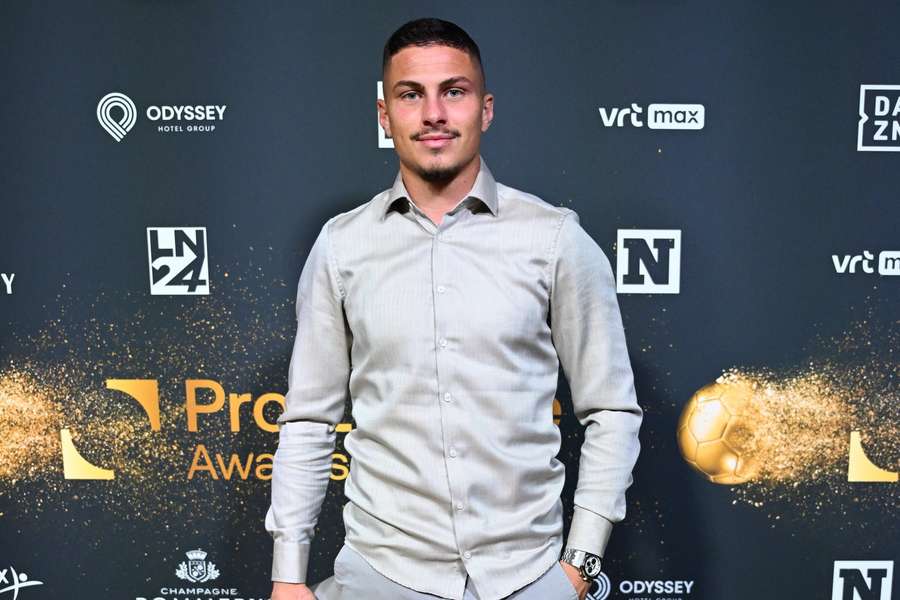 Franjo Ivanovic vai assinar pelo Benfica até 2030