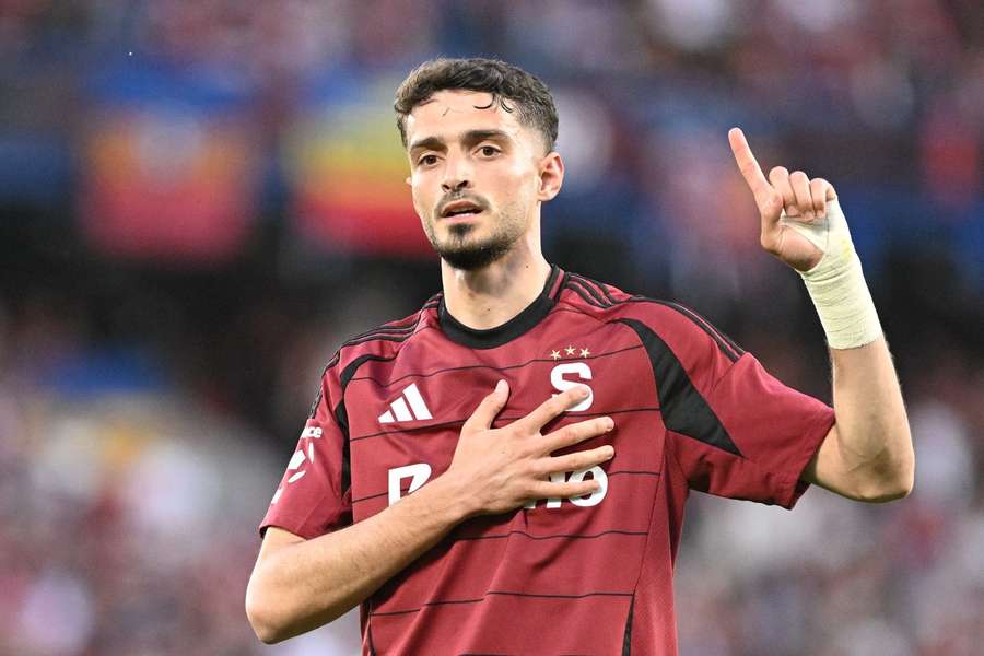 O sparťana Albiona Rrahmaniho je údajně zájem v Itálii. O sparťana Albiona Rrahmaniho je údajně zájem v Itálii.