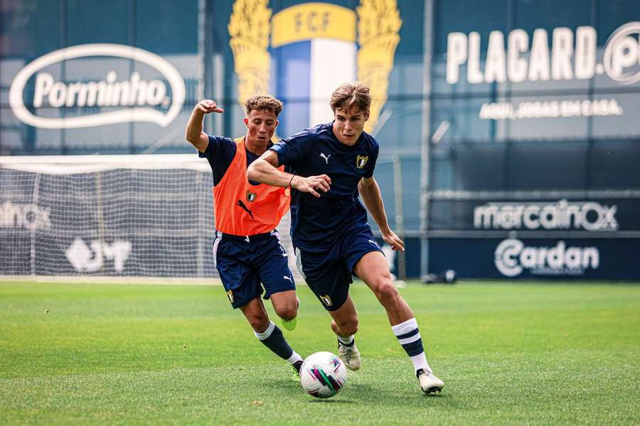 Gustavo Sá renovou com o Famalicão e é uma das principais figuras da equipa