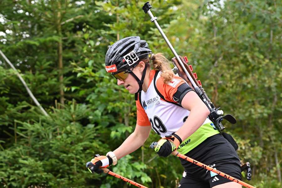 Janina Hettich-Walz in Action. Janina Hettich-Walz in Action.