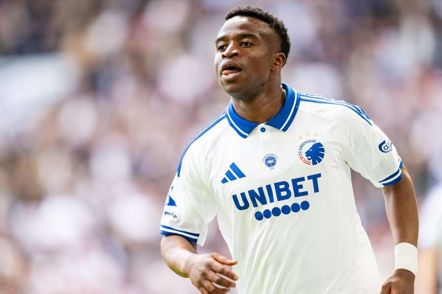 Youssoufa Moukoko by měl být novým spoluhráčem Ermina Mahmiče. Youssoufa Moukoko by měl být novým spoluhráčem Ermina Mahmiče.