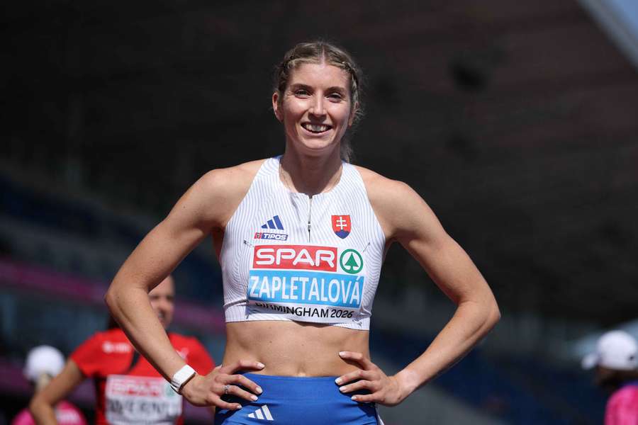 Zapletalová sa predstaví vo finále na 400 m prekážok. Zapletalová sa predstaví vo finále na 400 m prekážok.