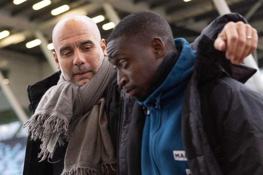 Pep Guardiola avec Carlos Forbs Pep Guardiola avec Carlos Forbs