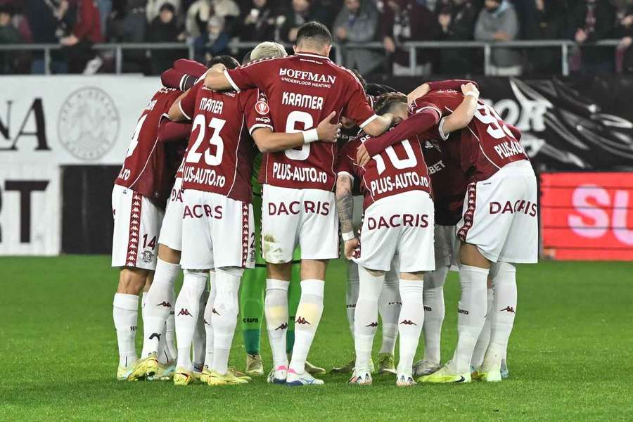 Jucătorii Rapidului vor pleca în cantonament pe 3 ianuarie