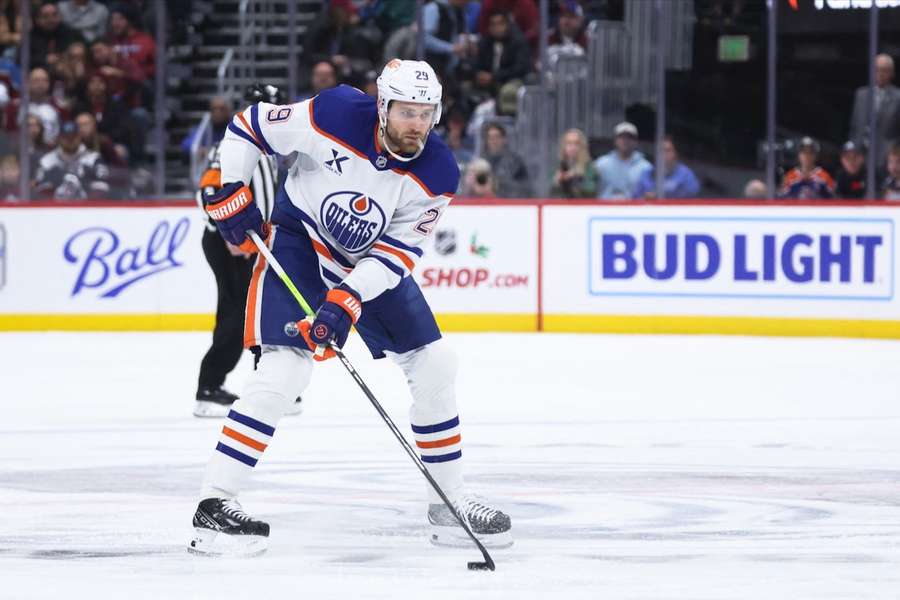 Leon Draisaitl hat die Edmonton Oilers zu einem Comeback-Sieg in der NHL geführt.