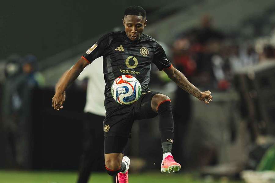 Orlando Pirates have closed the gap on Mamelodi Sundowns at the top of the table Orlando Pirates have closed the gap on Mamelodi Sundowns at the top of the table