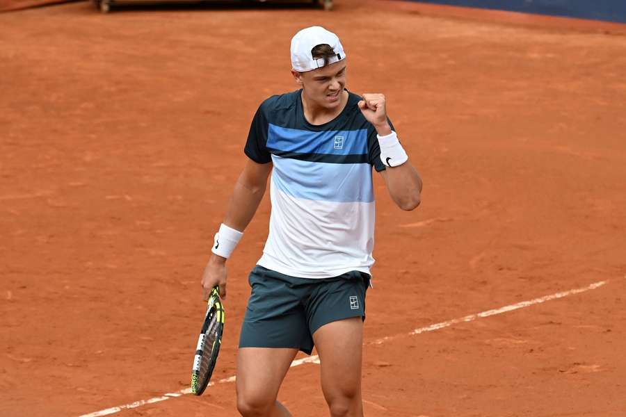 Holger Rune gradually got going in Barcelona