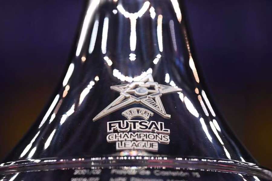 O troféu da Liga dos Campeões de futsal