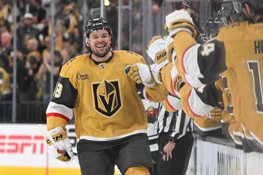 Gospodarze wygrywali sobotnie mecze pierwszej rundy play-offs w NHL