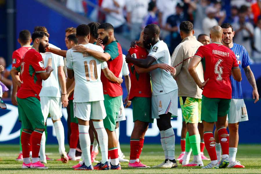 França eliminou Marrocos França eliminou Marrocos