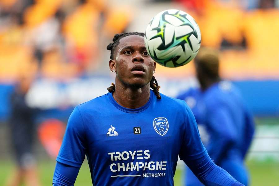 Cyriaque Irié im Troyes-Dress.