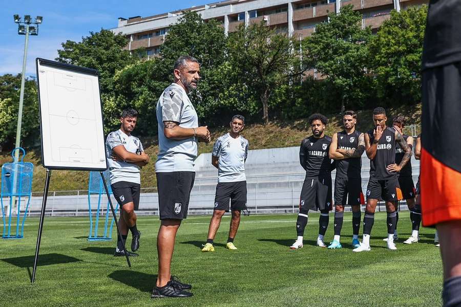 Vitória SC já arrancou pré-época com Rui Borges