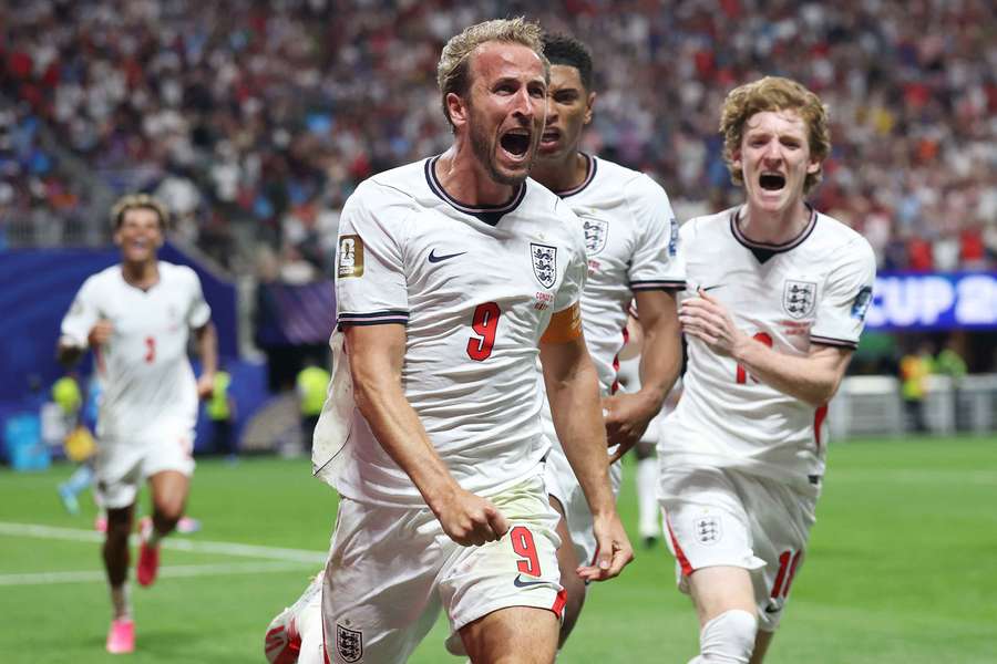 Harry Kane rozhodl dvěma góly o výhře Anglie nad Kongem. Harry Kane rozhodl dvěma góly o výhře Anglie nad Kongem.