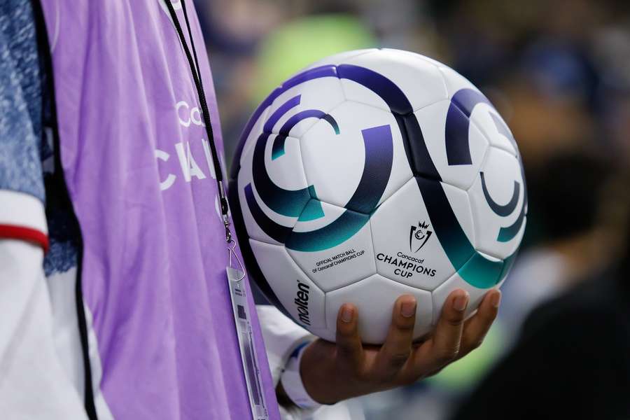 Siedmiu erytrejskich piłkarzy zbiegło po meczach eliminacji Pucharu Narodów Afryki Siedmiu erytrejskich piłkarzy zbiegło po meczach eliminacji Pucharu Narodów Afryki