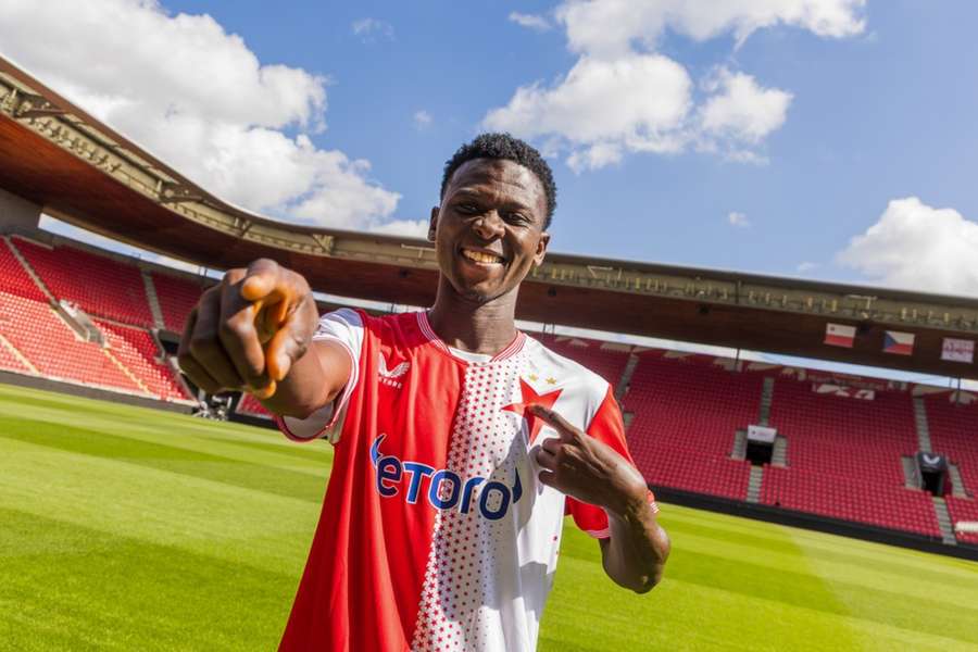 Mubarak Suleiman, když v létě přestoupil do Slavie.