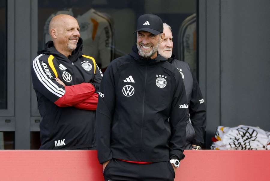 Klopp während einer Trainingseinheit mit dem DFB-Team Klopp während einer Trainingseinheit mit dem DFB-Team