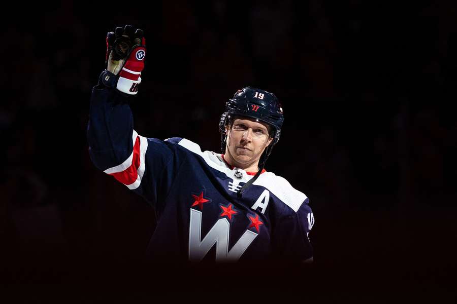Bäckström zářil v NHL za Washington. Bäckström zářil v NHL za Washington.