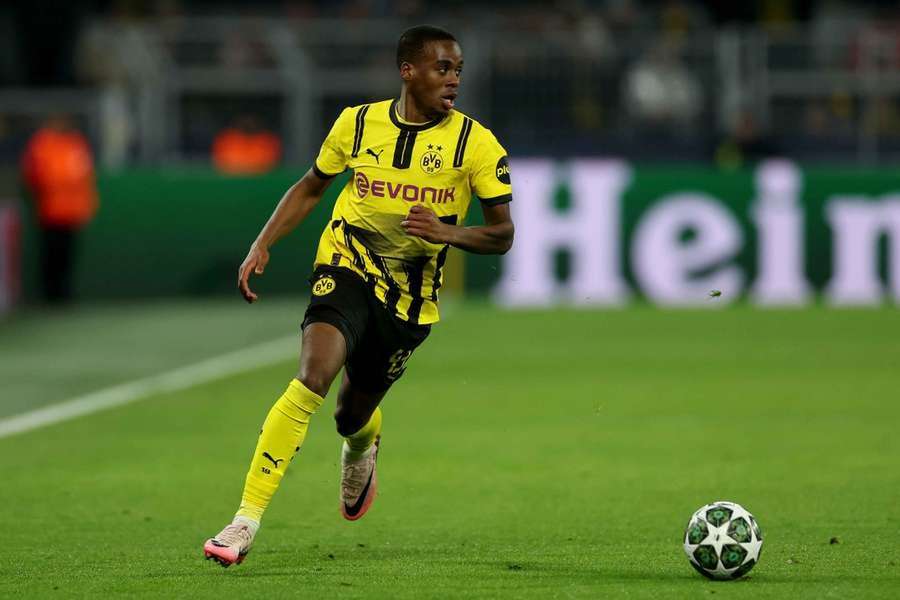 Jamie Gittens, extremo inglês do Borussia Dortmund