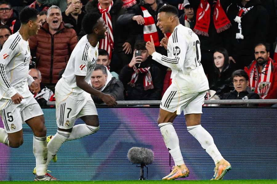 Mbappe sărbătorește alături de Vinicius și Bellingham