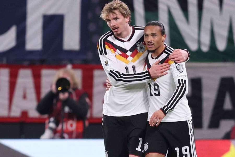 Woltemade (l.) und Sané waren gegen die Slowakei die Spieler des Tages Woltemade (l.) und Sané waren gegen die Slowakei die Spieler des Tages