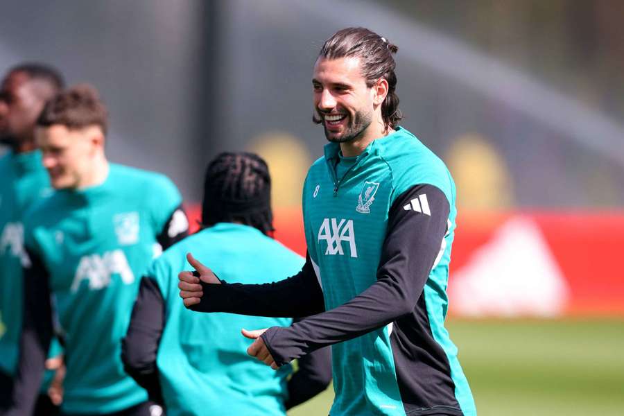 Shearer believes that Liverpool can forge PSG comeback: Anfield can be a dangerous place! Shearer believes that Liverpool can forge PSG comeback: Anfield can be a dangerous place!