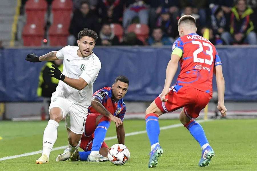 Fotbalisty Plzně po sezoně opustí Kalvach i Cadu