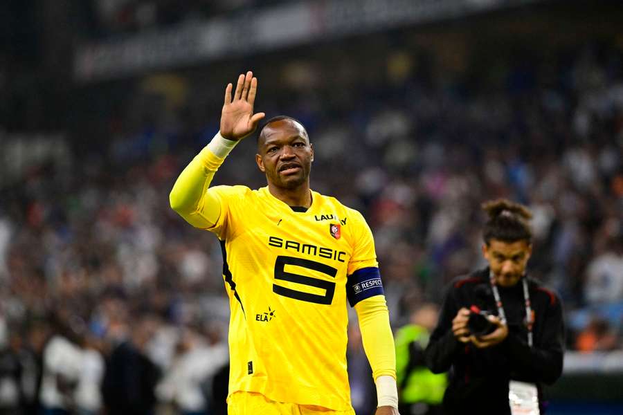 Mandanda dal futbalu zbohom.