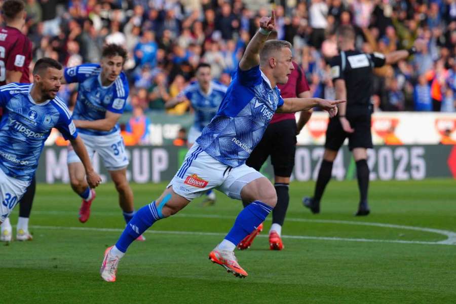 Sigma Olomouc hraje ve finále poháru proti Spartě. Sigma Olomouc hraje ve finále poháru proti Spartě.