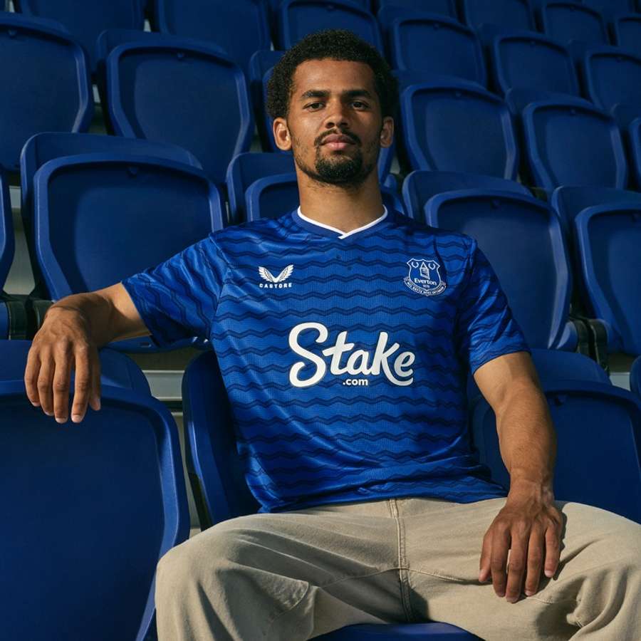 Everton home kit Everton home kit