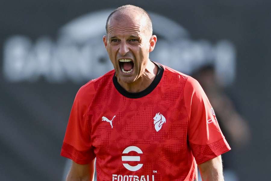 Massimiliano Allegri ist auf die Trainerbank der AC Mailand zurückgekehrt.