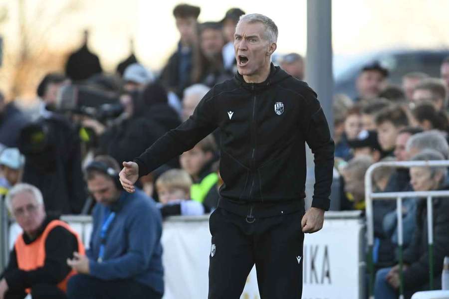 Hyského potěšilo, že si jeho svěřenci pomohli gólem ze standardní situace. Hyského potěšilo, že si jeho svěřenci pomohli gólem ze standardní situace.