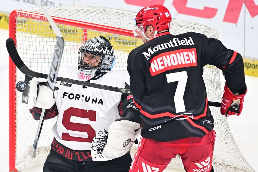 Kovář inkasoval v utkání jen jednou.