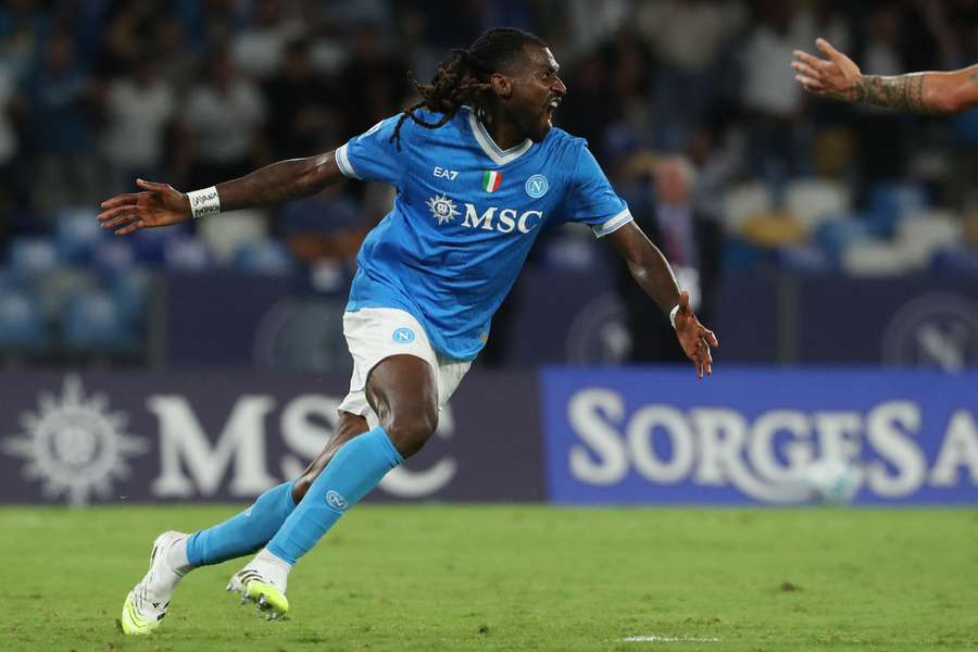 Anguissa celebrates his winner Anguissa celebrates his winner