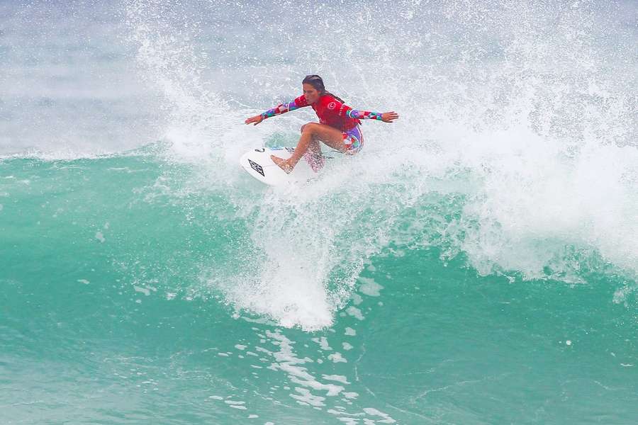 Surfista portuguesa Francisca Veselko campeã mundial de juniores